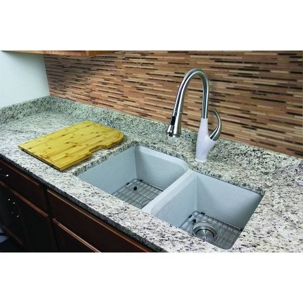 Luxe Stainless/Cafe Latte Pull-Down Kitchen Faucet U541