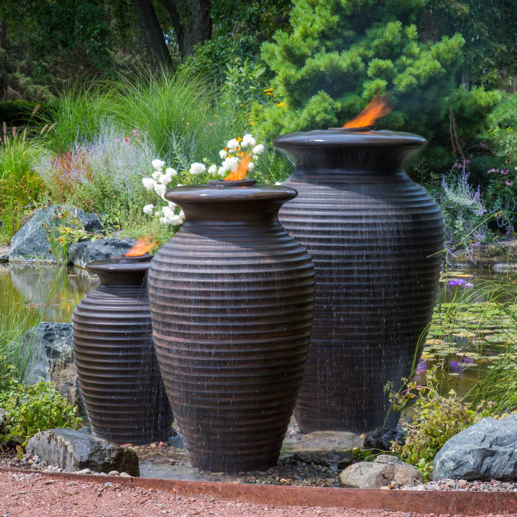 Medium Rippled Urn B195512