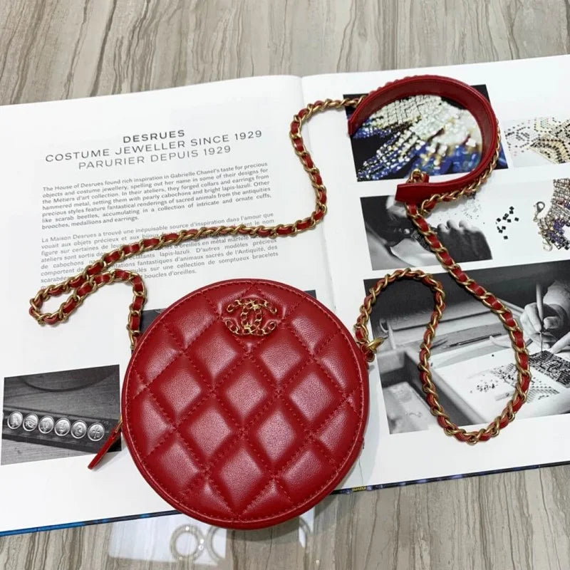 Clutch With Chain O9081
