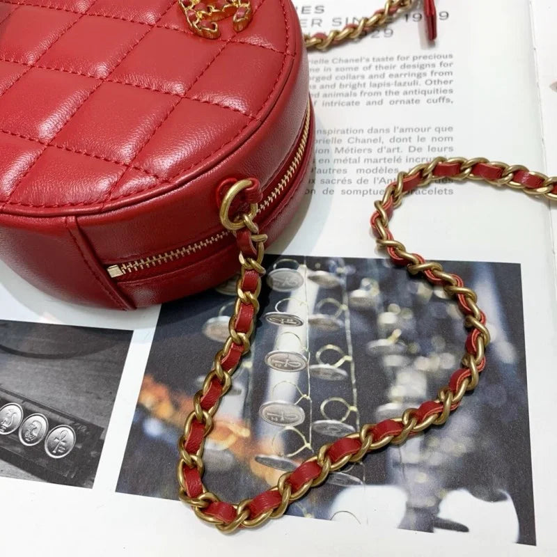 Clutch With Chain O9081