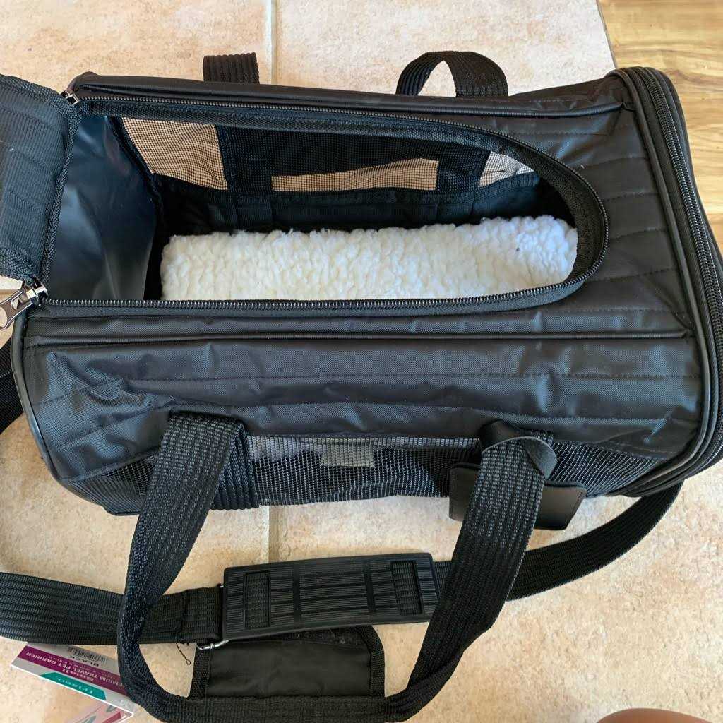 Premium Travel Dog & Cat Carrier Bag W240