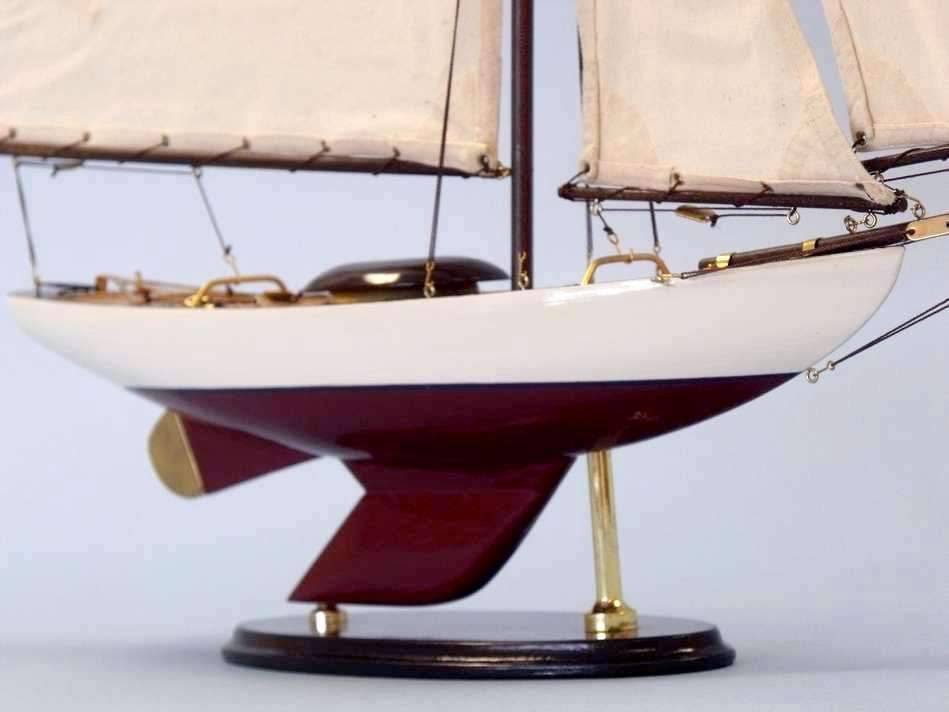 Wood Sailboat T552