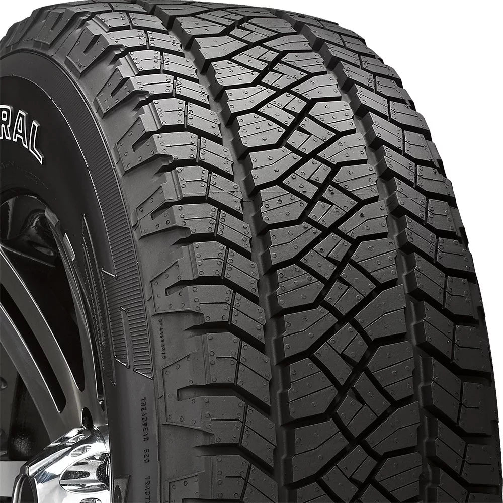 285/45R22 117T Light Truck Tire J55831