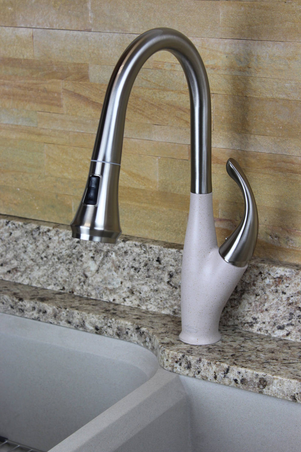 Luxe Stainless/Cafe Latte Pull-Down Kitchen Faucet U541
