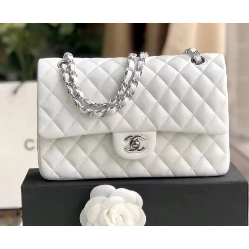 White Medium Size Lambskin Leather Flap Bag Q673303